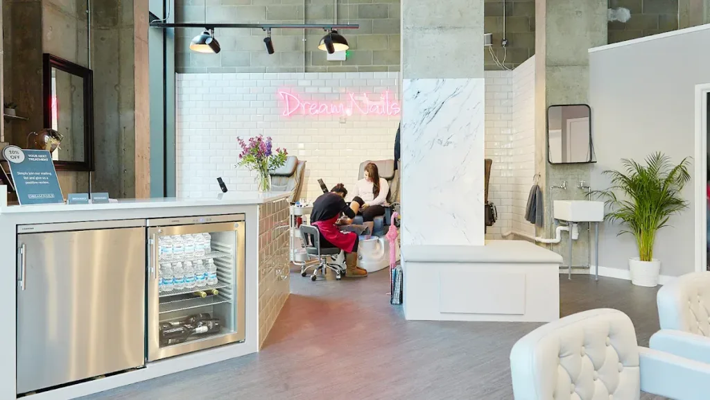 Dream Nails Royal Wharf — Nail salon in London